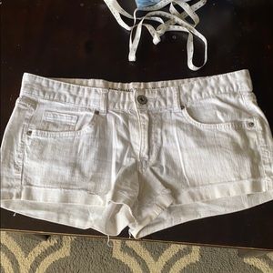 Jean white shorts